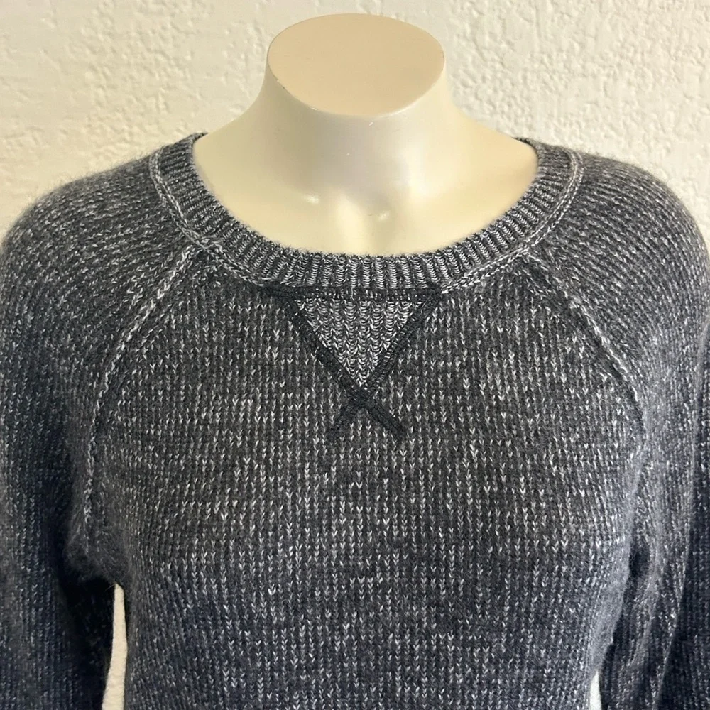 AQUA 100% cashmere heather grey sweater MED